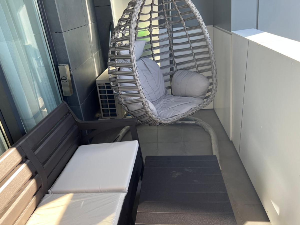 In Apartament *